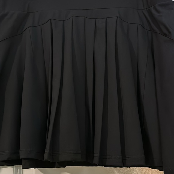 Move Theory Pleated Tennis Skirt. Size XL. - Picture 3 of 4